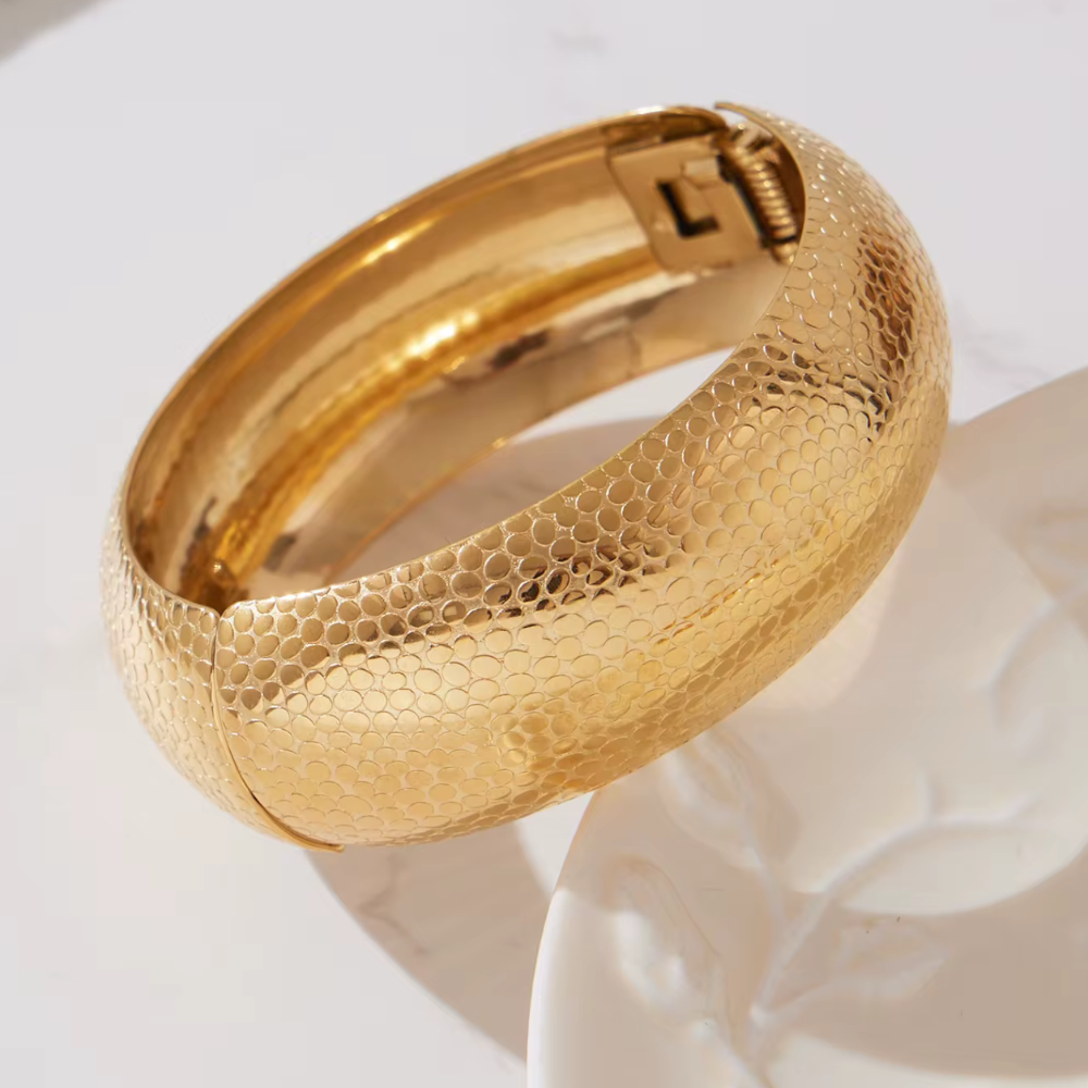 Mireia Bangle