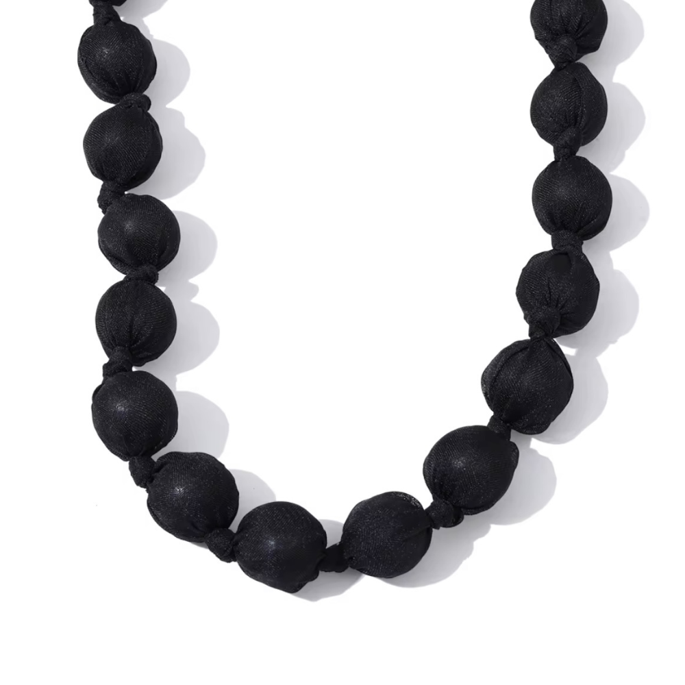 Noir Necklace