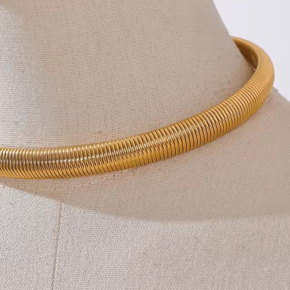 Cove Necklace