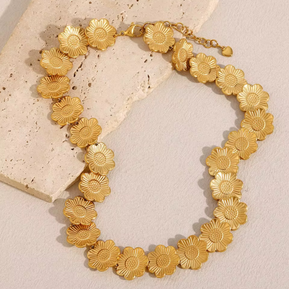 Flora Necklace