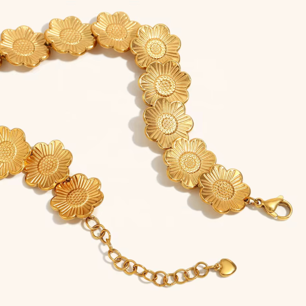 Flora Necklace