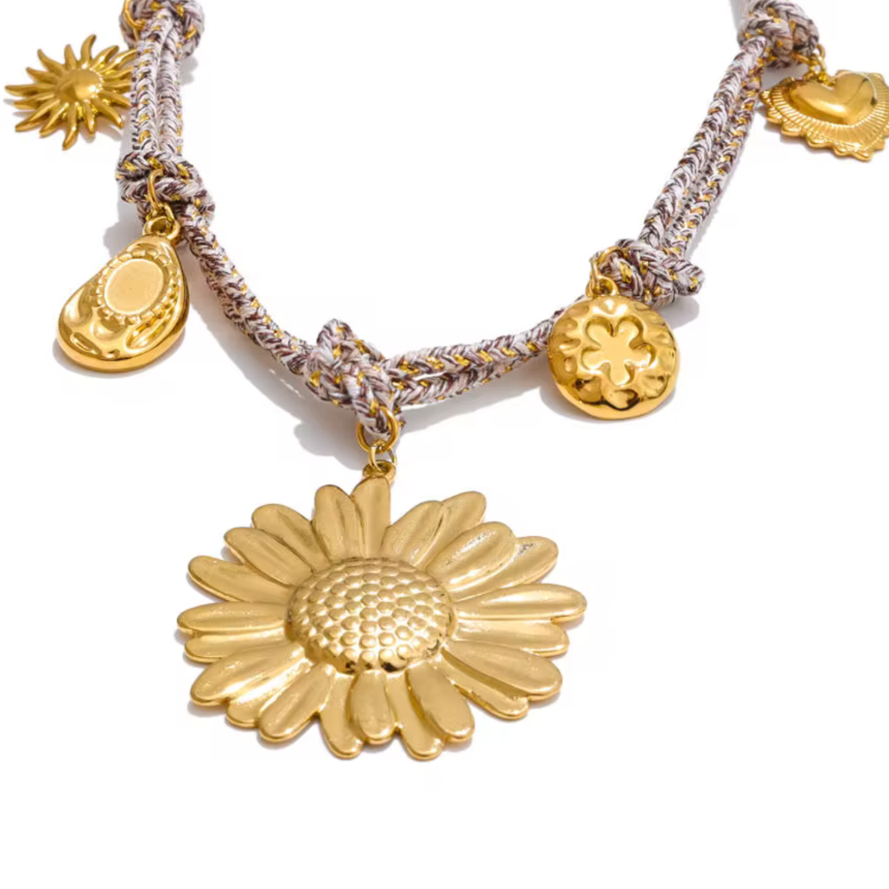 Aurelia Necklace